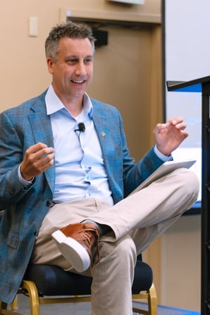 ISA Board member Jeff Winter speaks at career skills session at Automation Summit and Expo